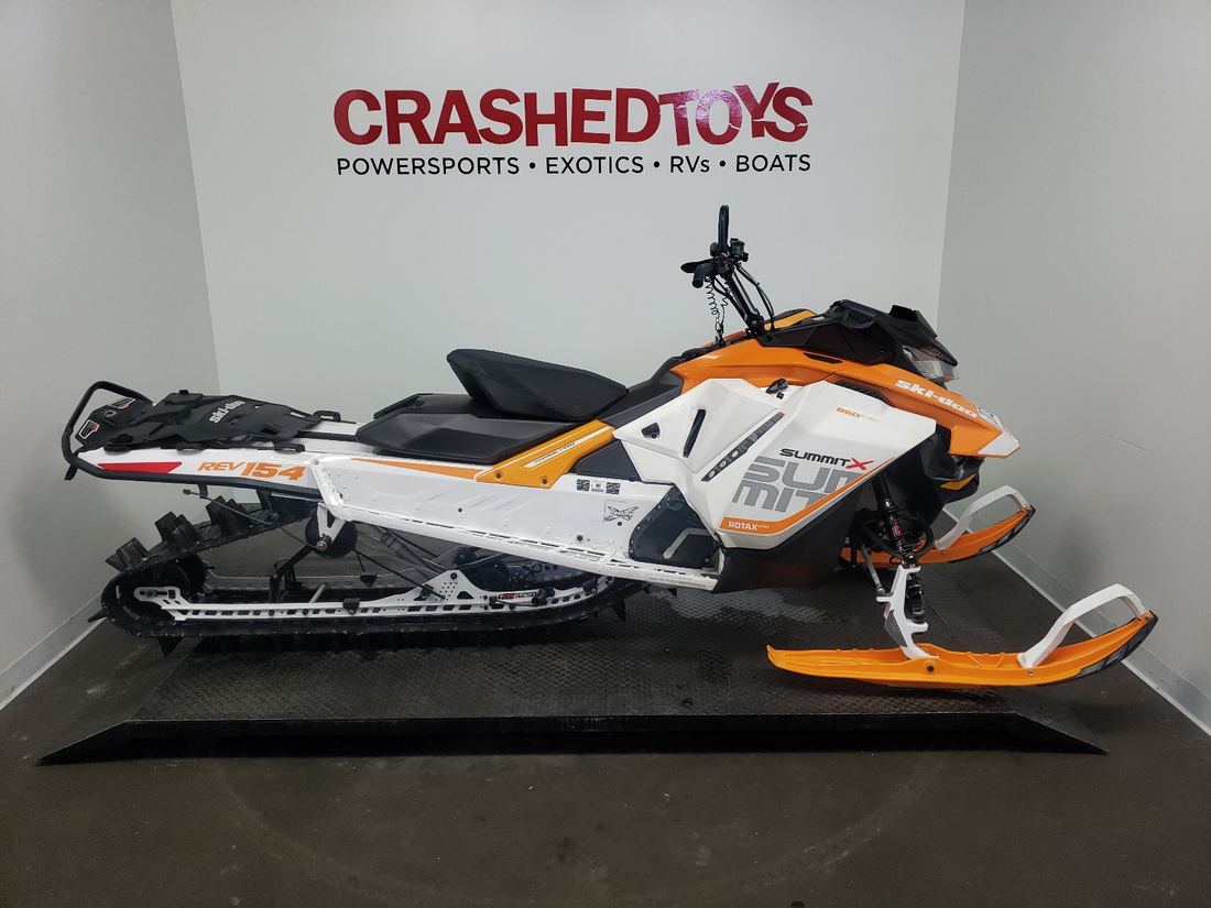 2017 SKI-DOO SUMMIT 850