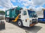 2016 MACK LEU613