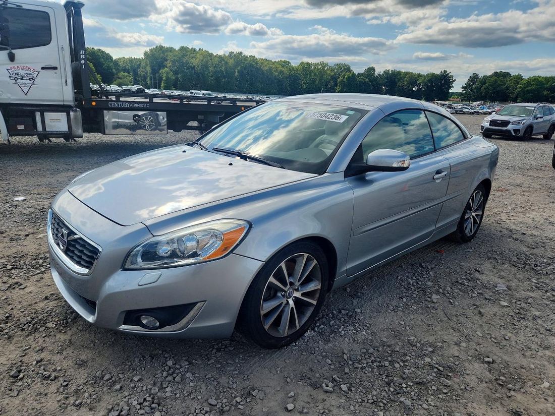 2013 VOLVO C70
