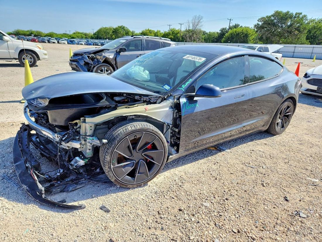 2025 TESLA MODEL 3