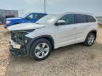2016 TOYOTA HIGHLANDER