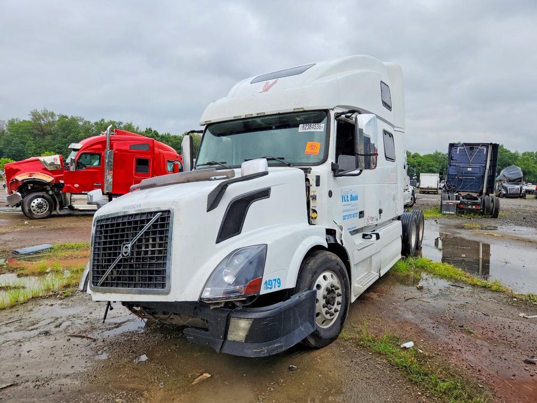2012 VOLVO VNL