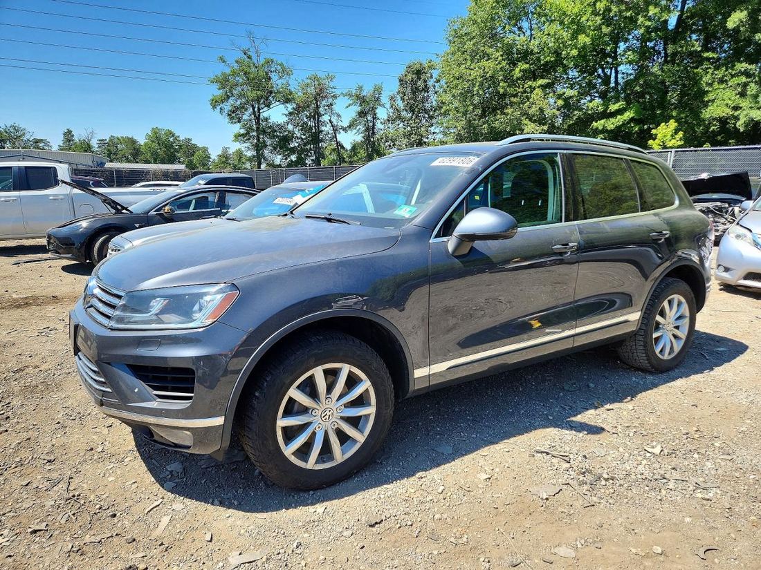 2016 VOLKSWAGEN TOUAREG