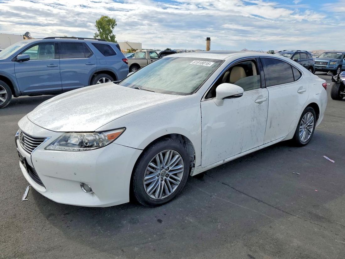 2015 LEXUS ES
