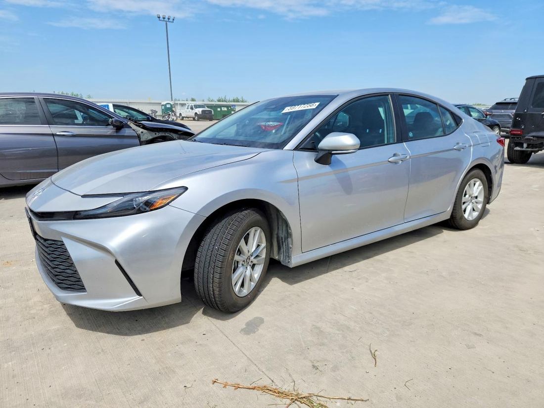 2025 TOYOTA CAMRY