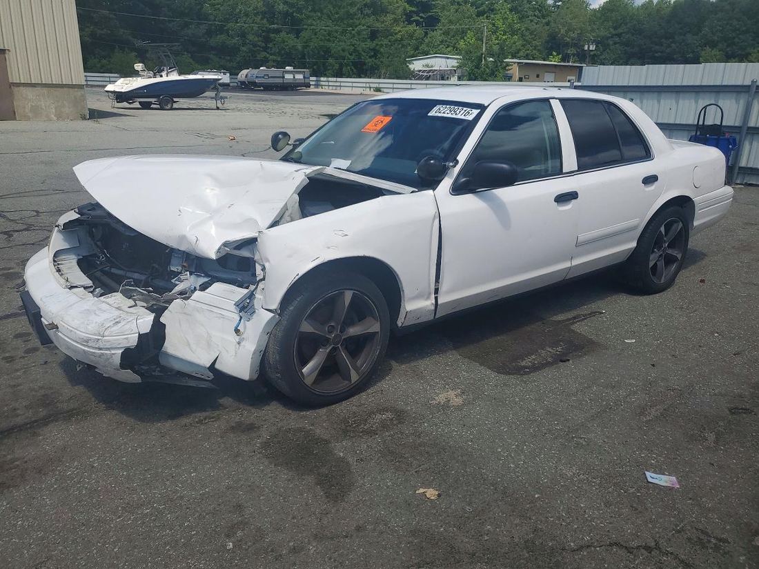 2003 FORD CROWN VICTORIA