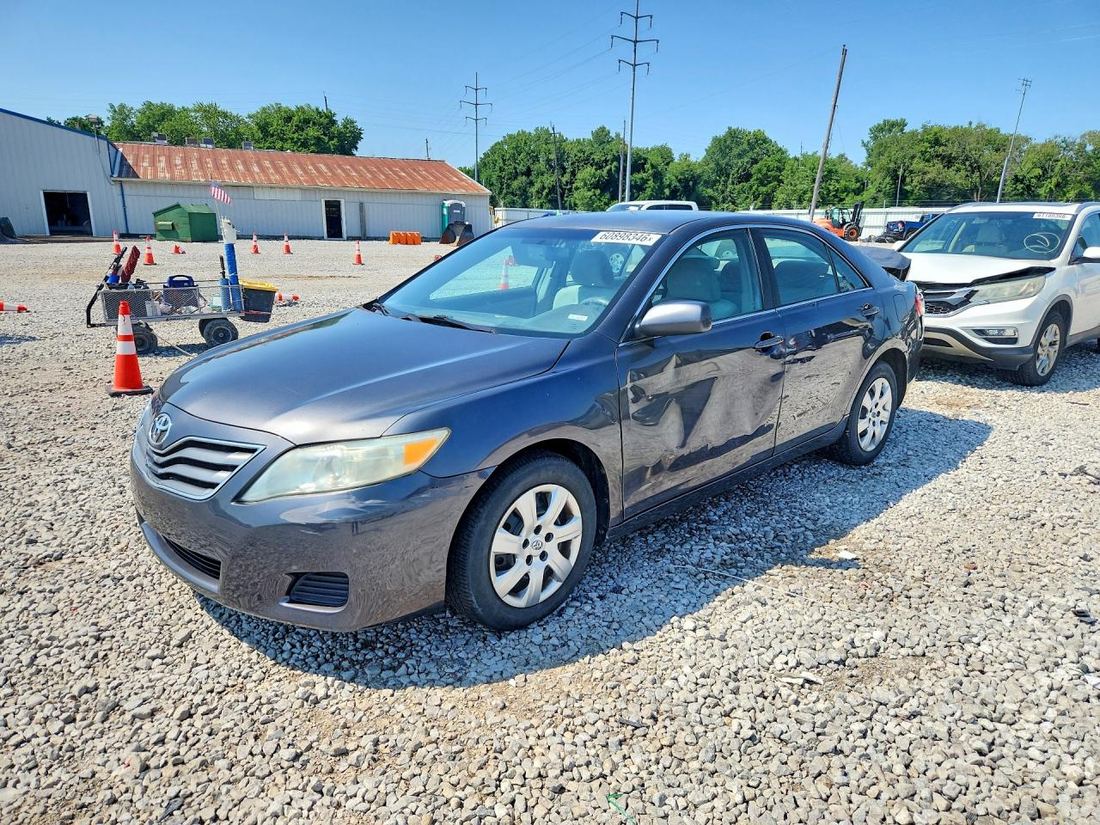 2010 TOYOTA CAMRY