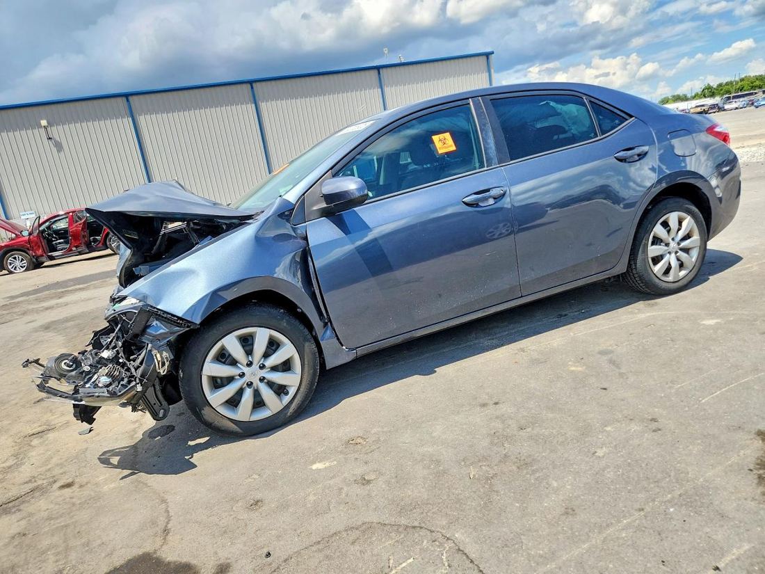 2015 TOYOTA COROLLA