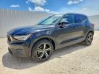 2023 VOLVO XC40