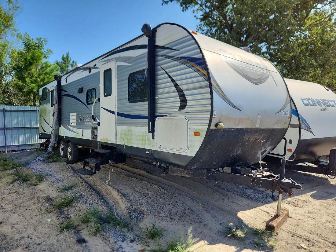 2015 FOREST RIVER RV