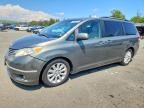 2011 TOYOTA SIENNA