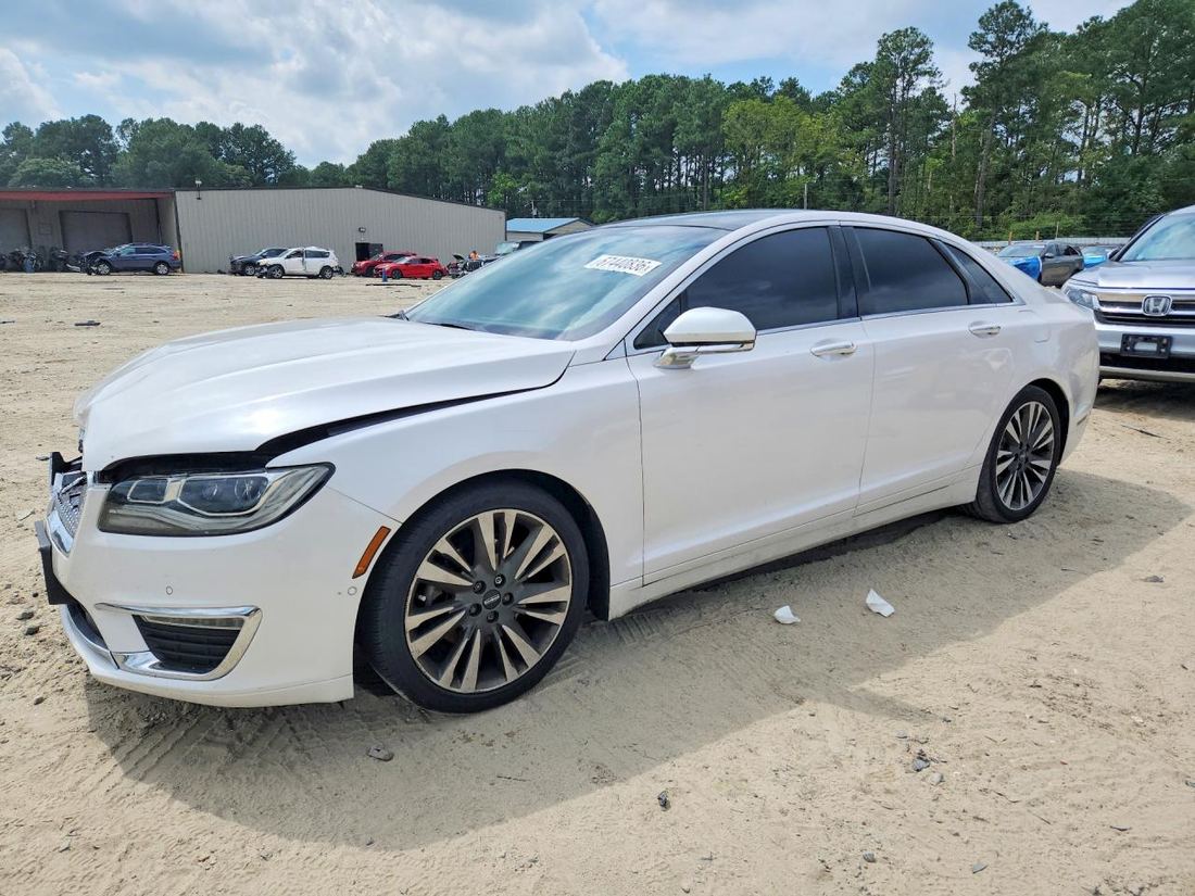 2017 LINCOLN MKZ