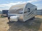 2016 FOREST RIVER FLYTE