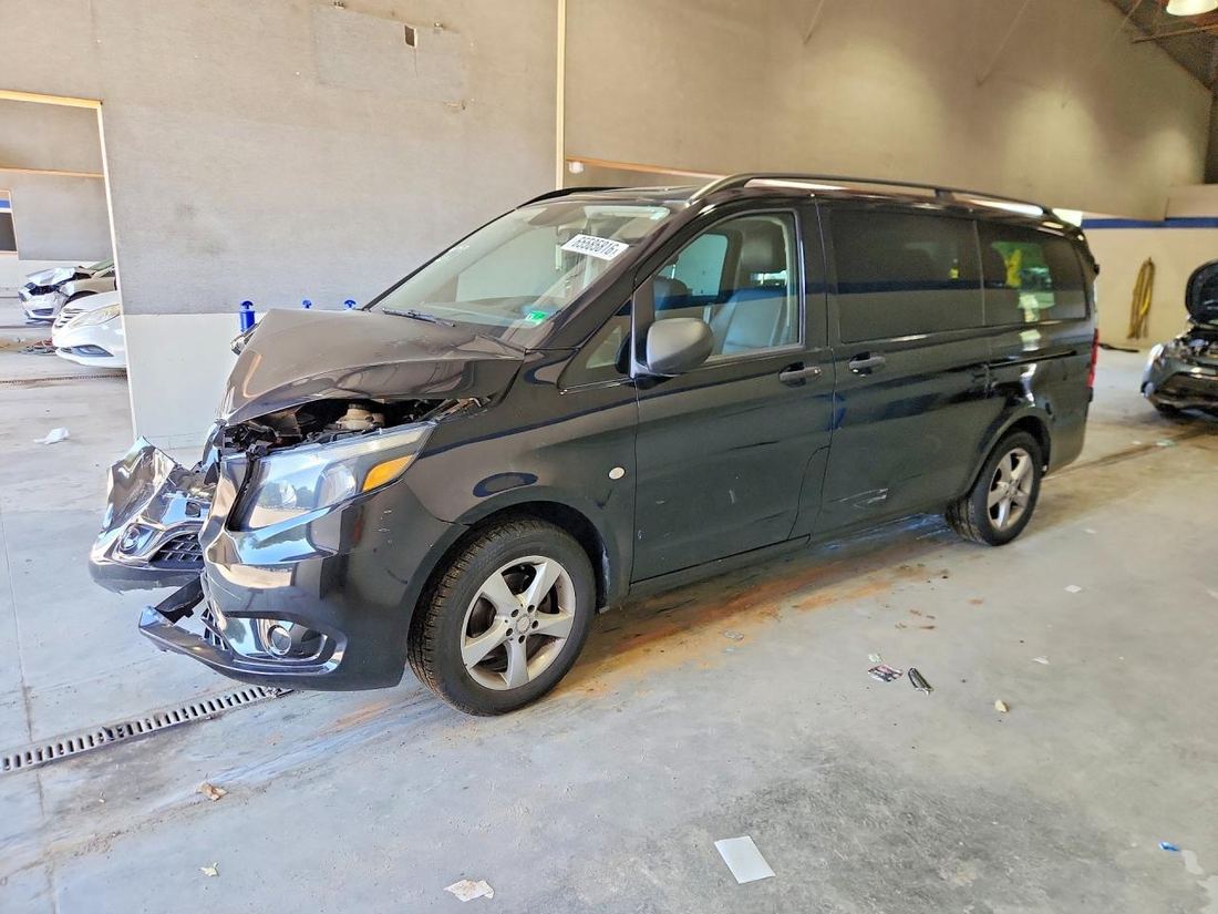 2016 MERCEDES-BENZ METRIS