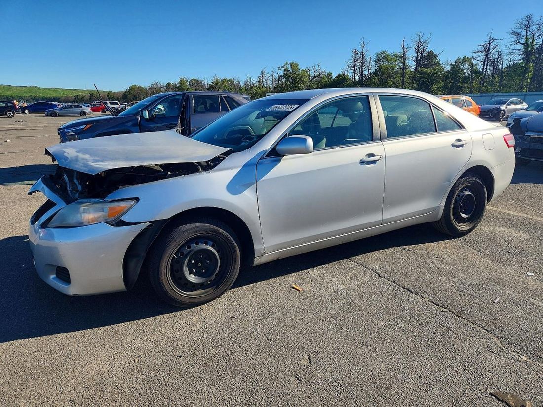2010 TOYOTA CAMRY