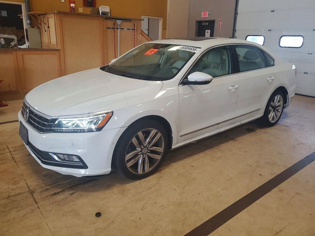 2017 VOLKSWAGEN PASSAT