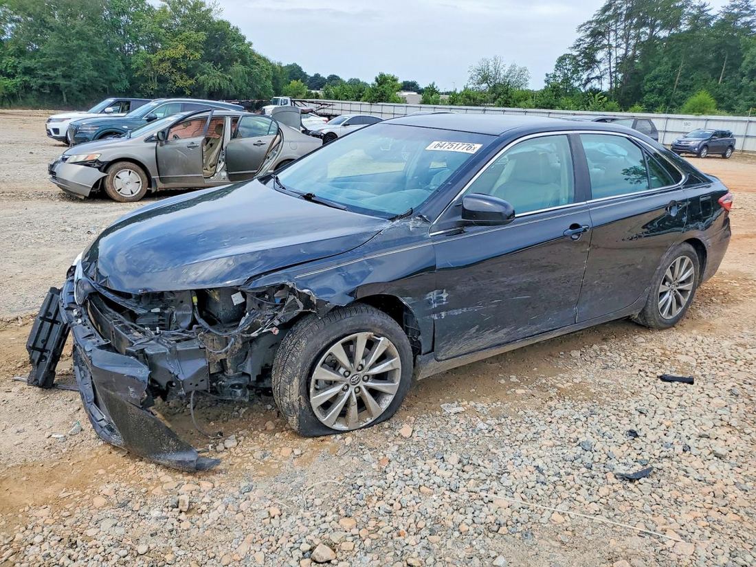 2015 TOYOTA CAMRY