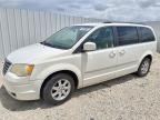 2010 CHRYSLER TOWN & COUNTRY