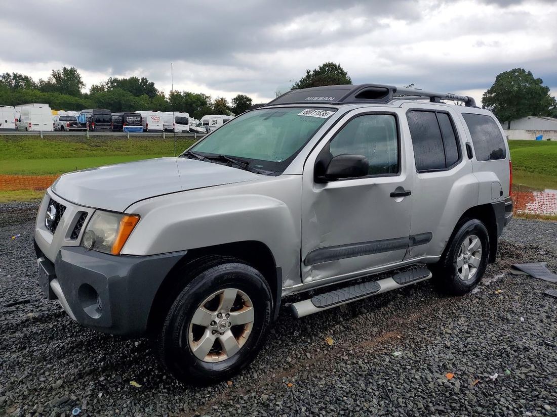 2013 NISSAN XTERRA