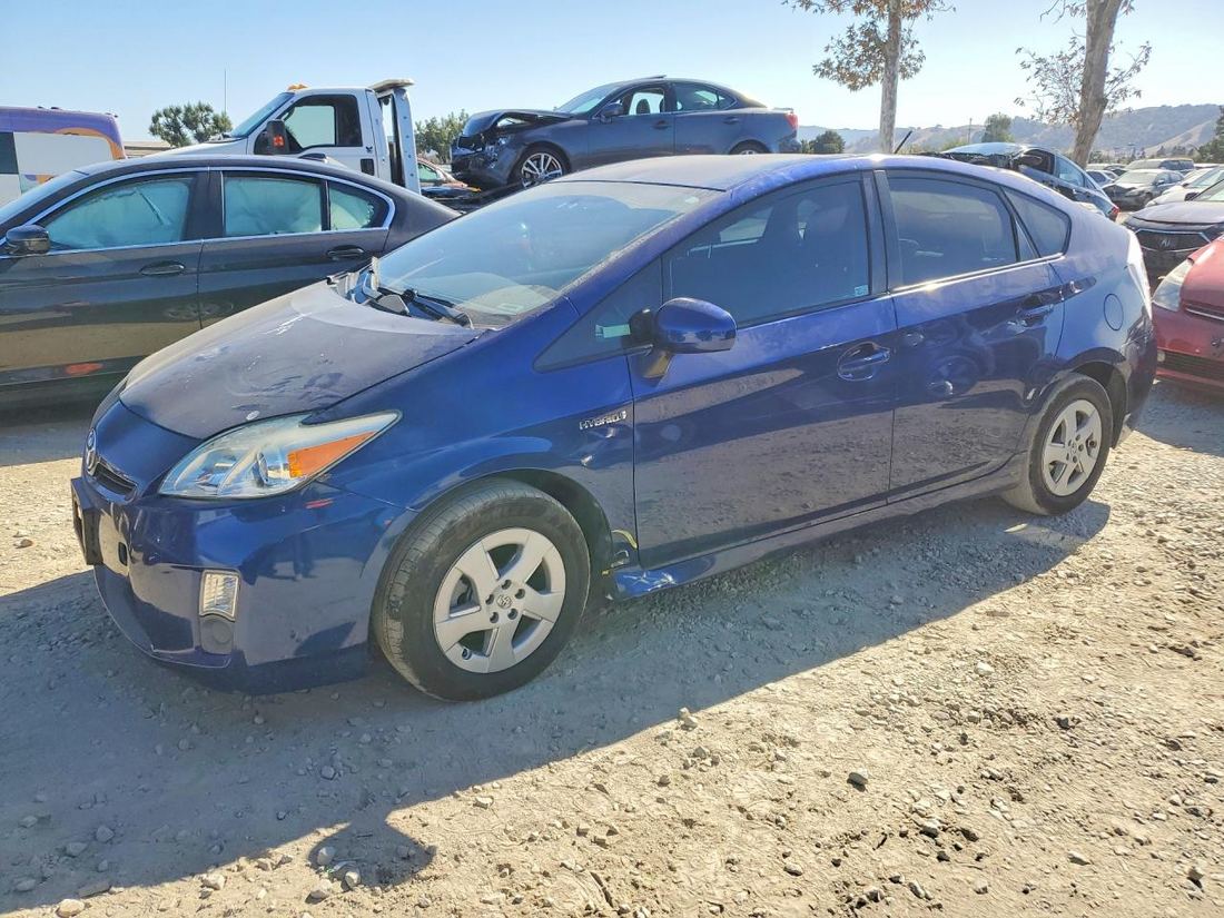 2011 TOYOTA PRIUS