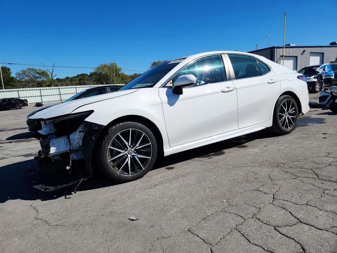 2021 TOYOTA CAMRY
