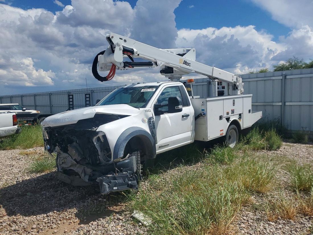 2024 FORD F550