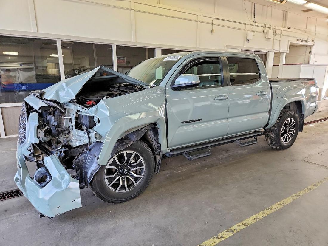 2022 TOYOTA TACOMA