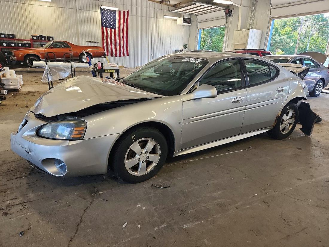 2008 PONTIAC GRAND PRIX