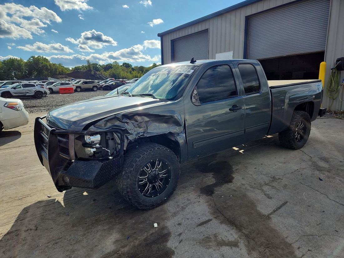 2011 CHEVROLET SILVERADO