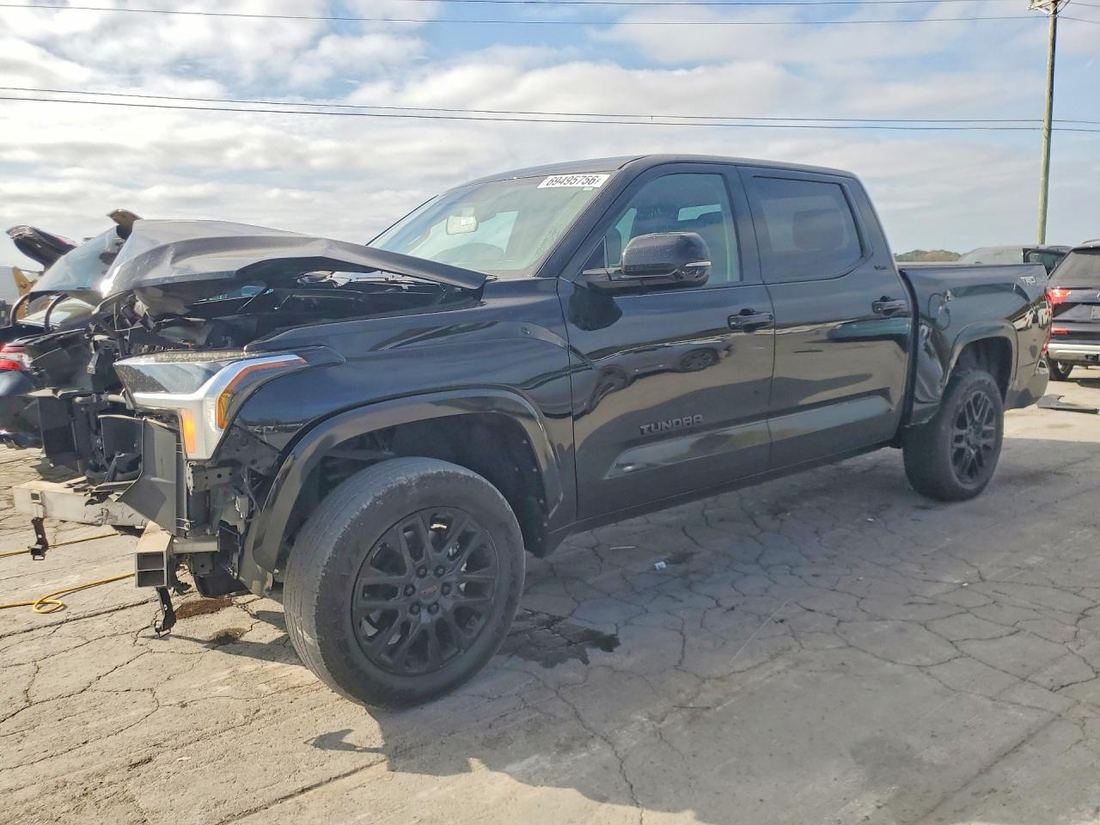 2023 TOYOTA TUNDRA
