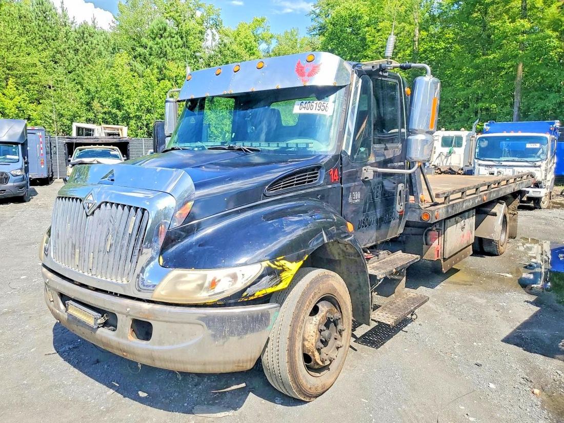 2002 INTERNATIONAL 4000