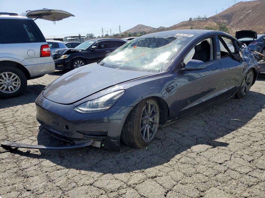 2021 TESLA MODEL 3