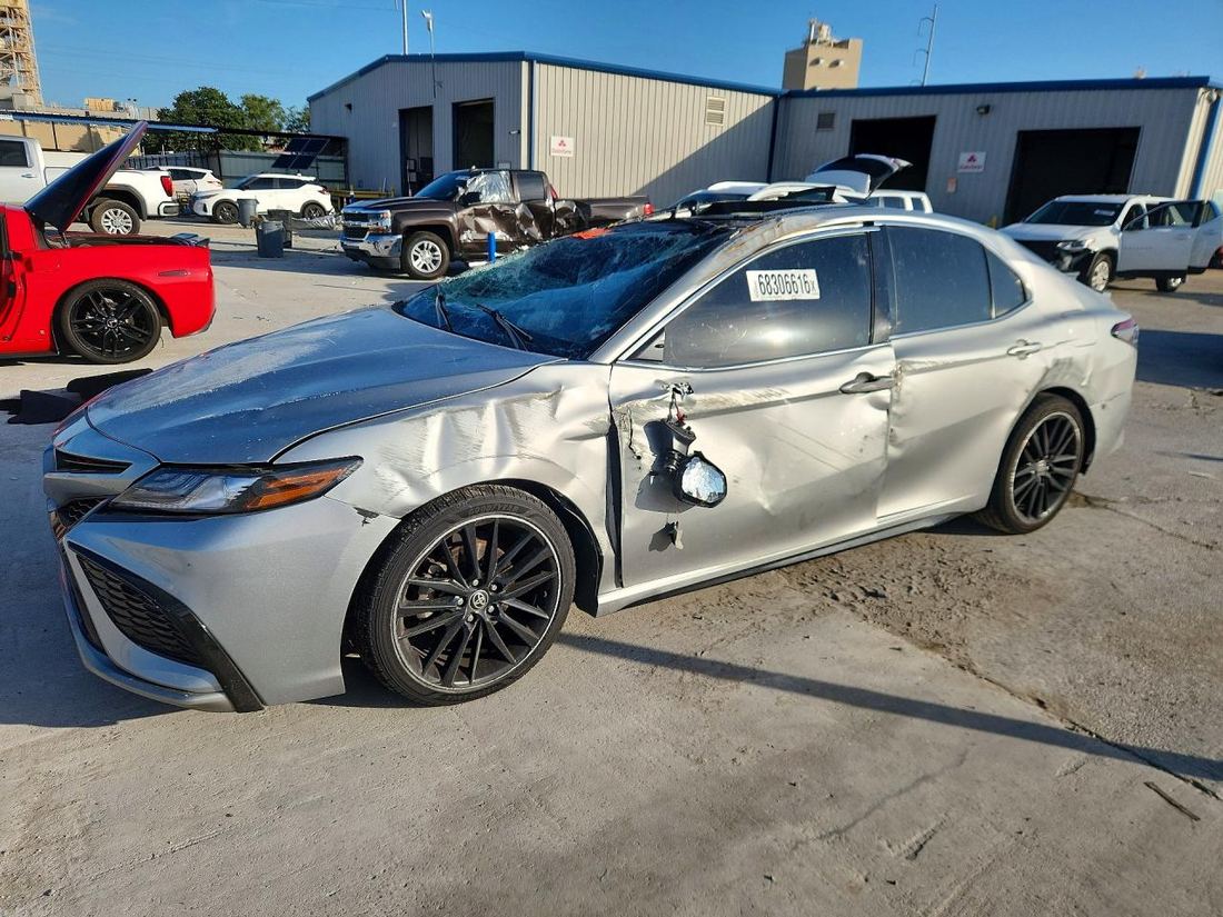 2021 TOYOTA CAMRY