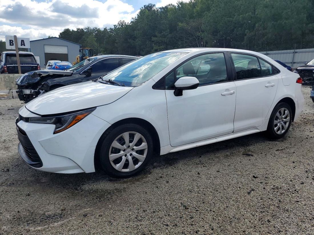 2023 TOYOTA COROLLA
