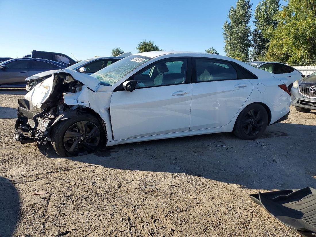 2022 HYUNDAI ELANTRA