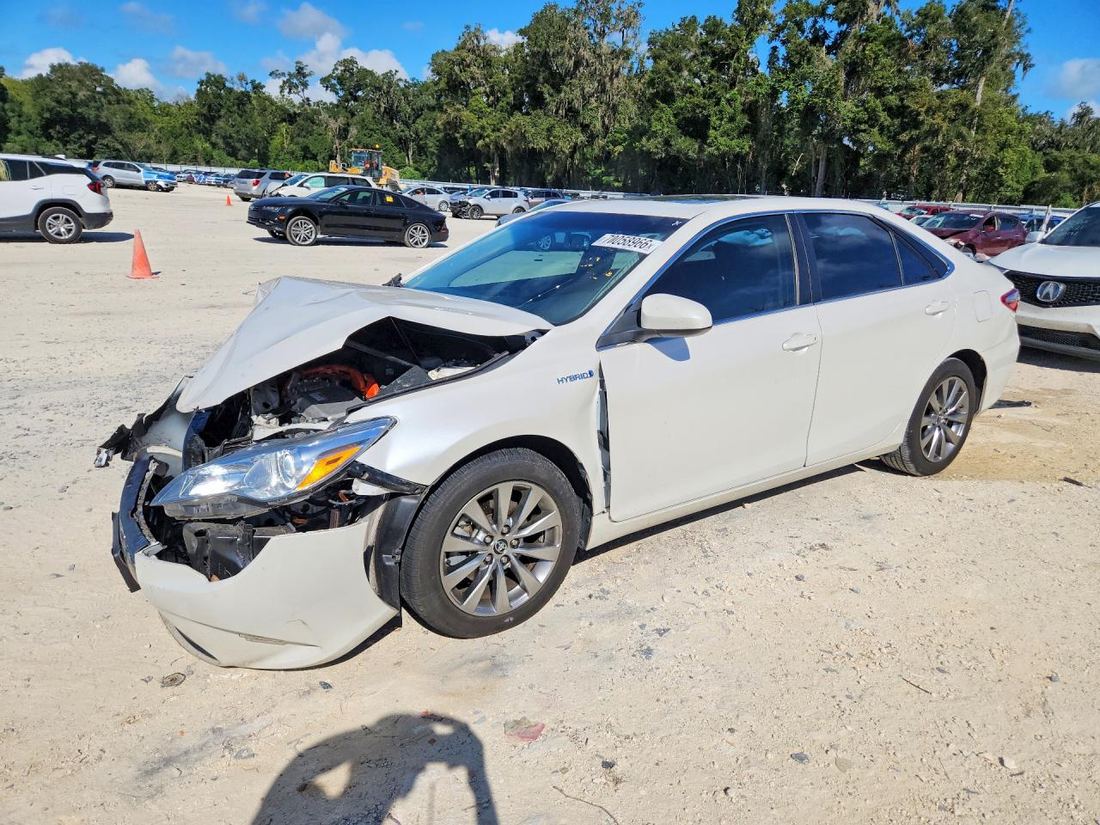 2016 TOYOTA CAMRY HYBRID