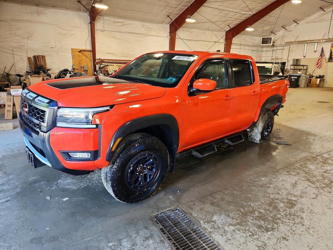 2025 NISSAN FRONTIER