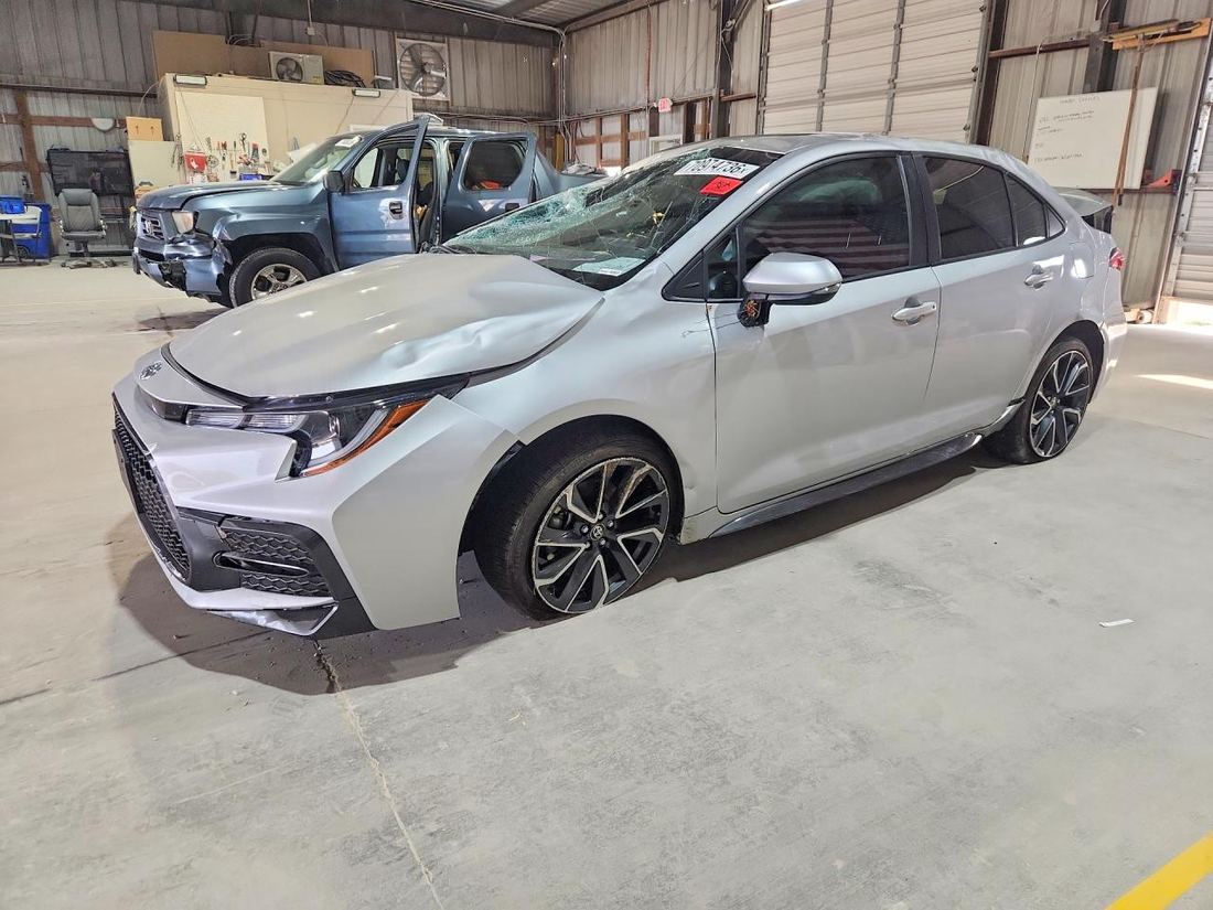 2022 TOYOTA COROLLA