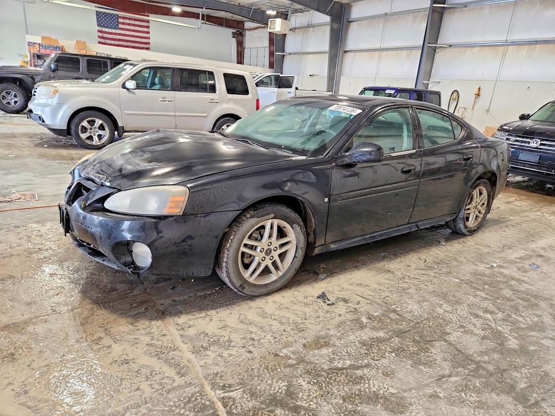 2006 PONTIAC GRAND PRIX