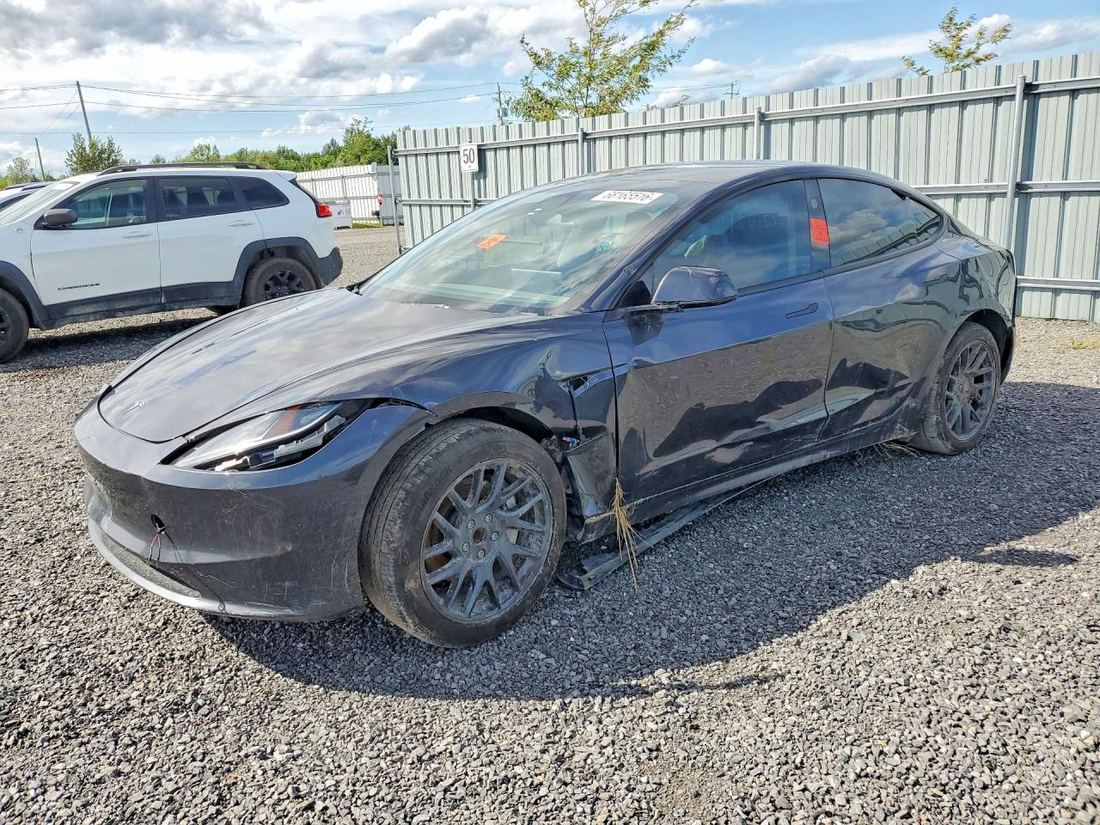 2025 TESLA MODEL 3