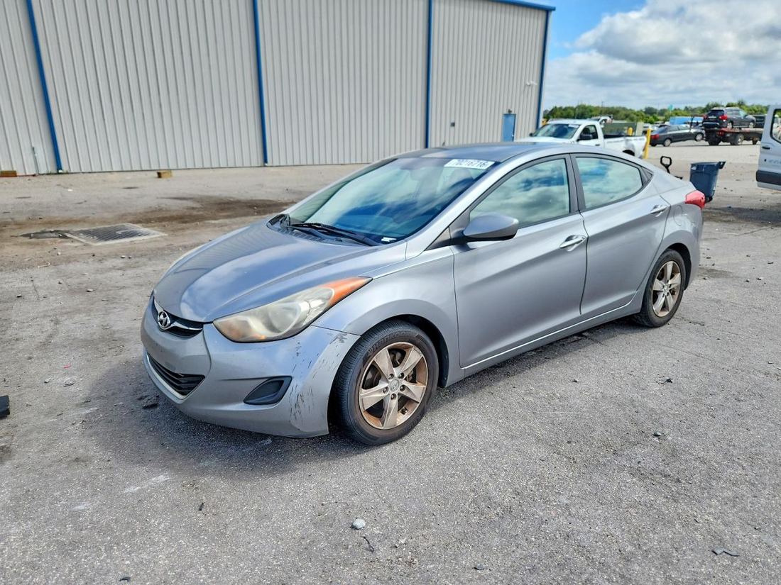 2011 HYUNDAI ELANTRA