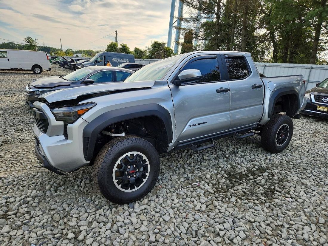 2025 TOYOTA TACOMA
