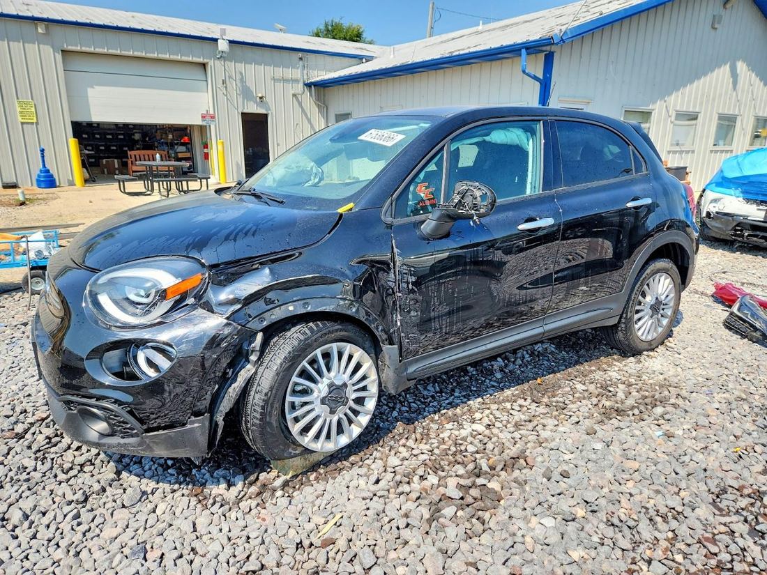 2023 FIAT 500X