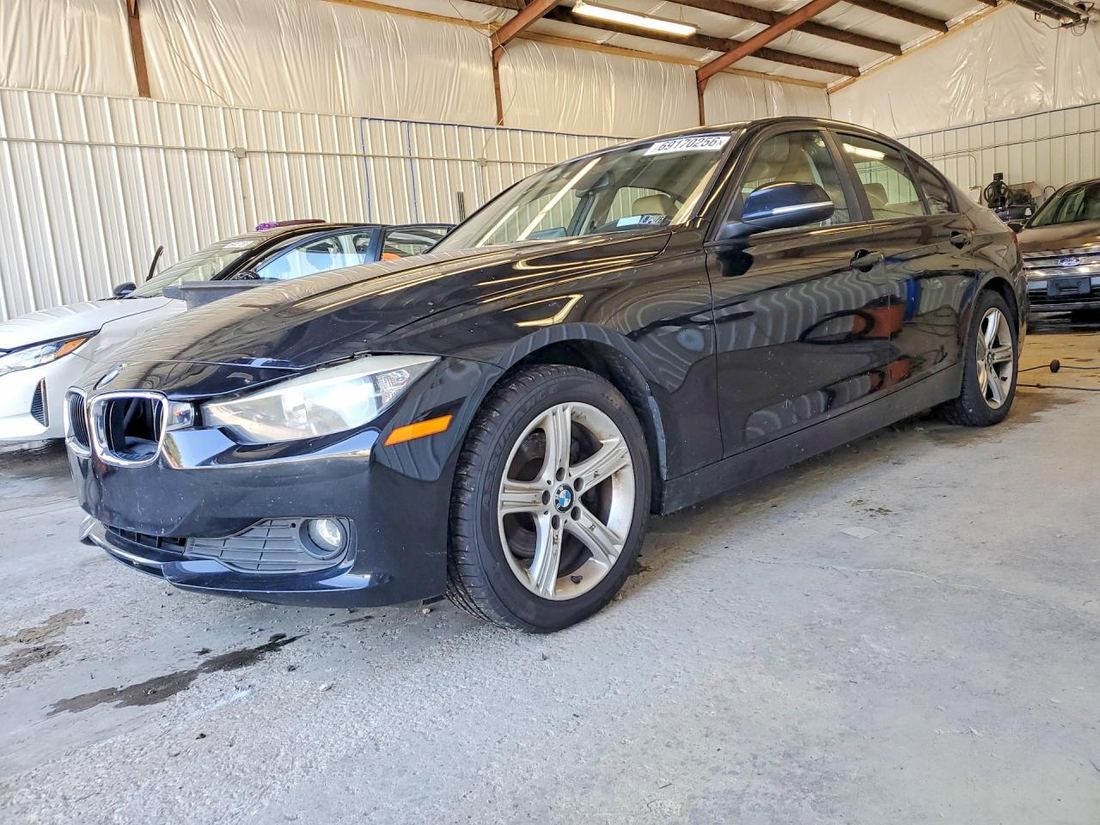 2013 BMW 320