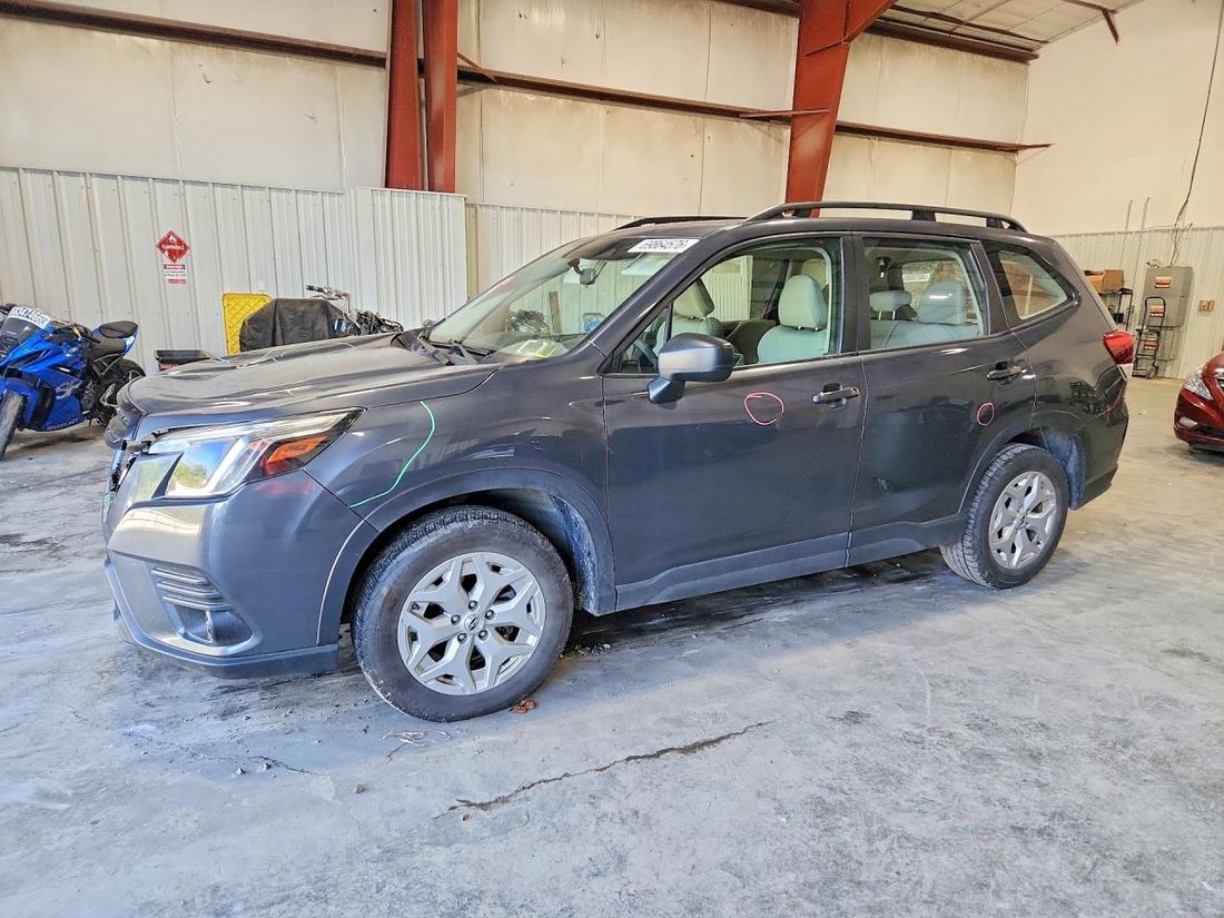 2022 SUBARU FORESTER