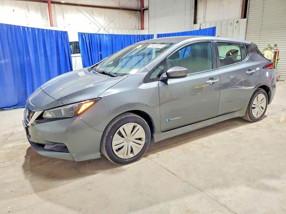 2019 NISSAN LEAF