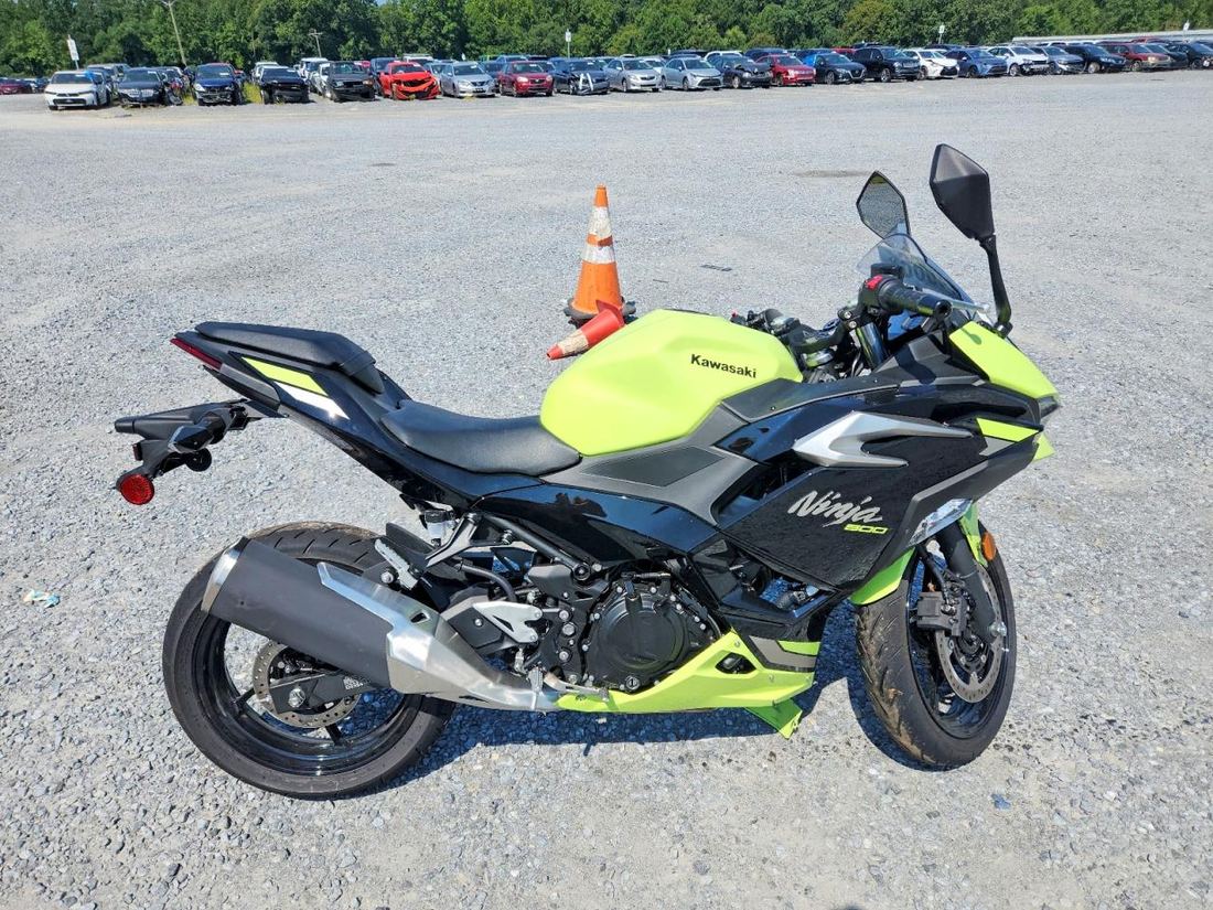 2026 KAWASAKI EX500