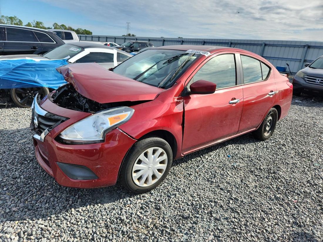 2019 NISSAN VERSA