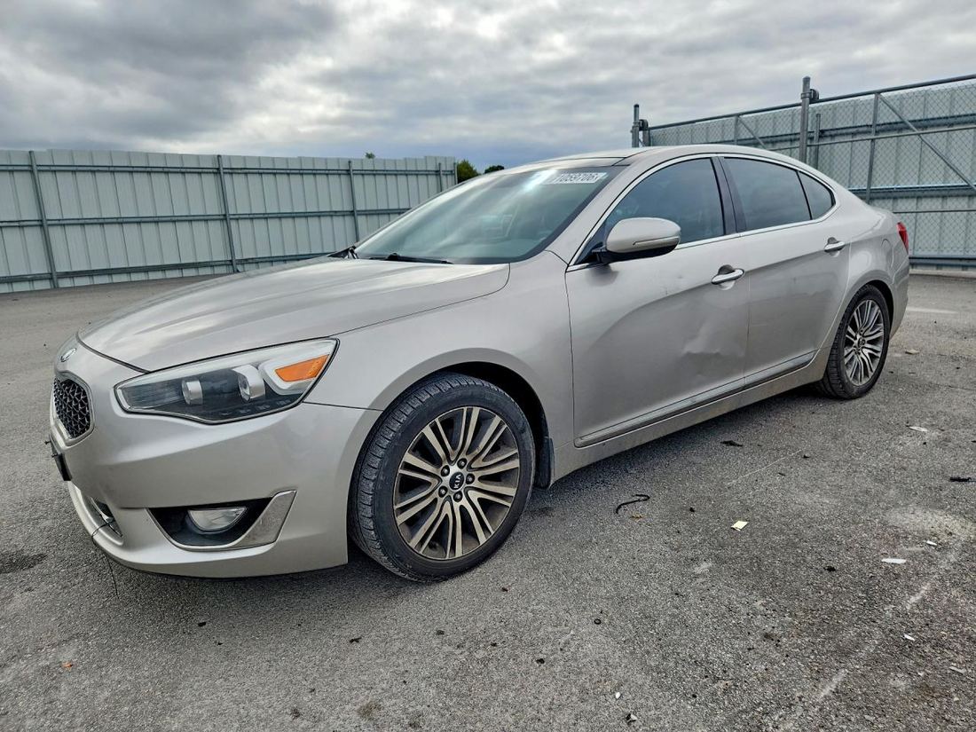 2015 KIA CADENZA
