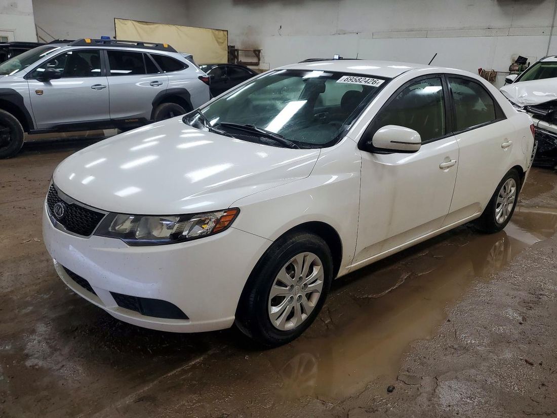 2013 KIA FORTE
